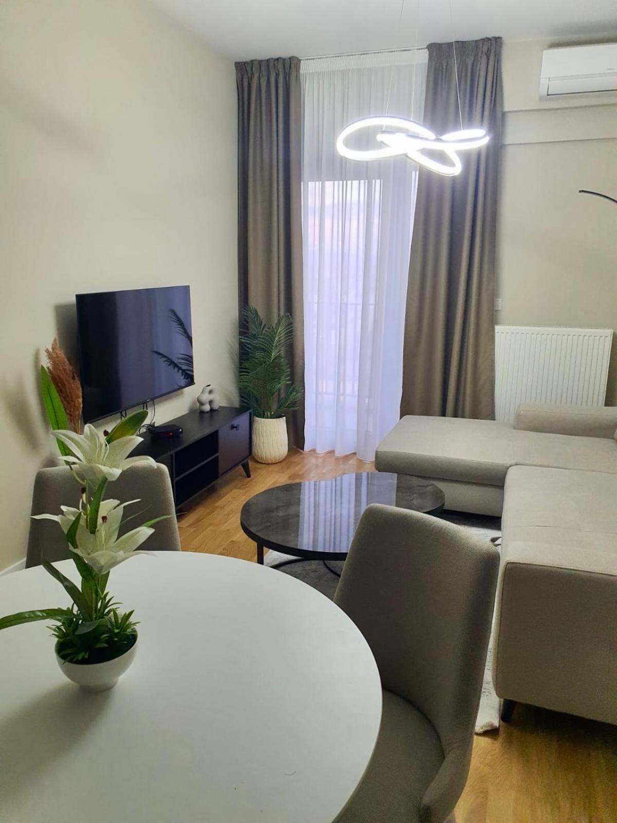 Diamond Of Skopje Luxury Apartment 18Th Floor Exterior photo